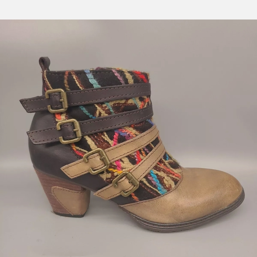 L'ARTISTE BRAND NEW WITH BOX Colorful Women's Ankle Boots
